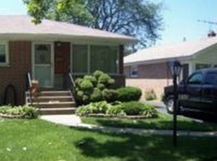 8728 S 50th Ave, Oak Lawn, IL 60453