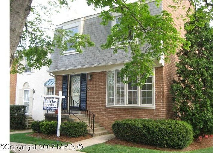 1st image of 6621 Rosecroft Pl