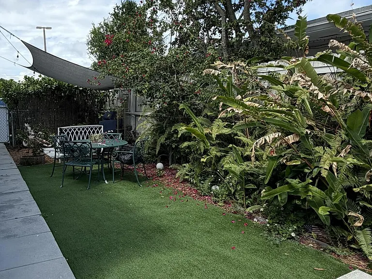 1830 Garfield St — Photo 13