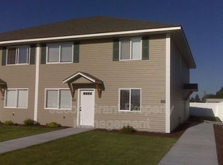 454 E Center St #B09, Shelley, ID 83274