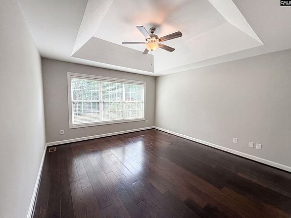 4th image of 301 Brickingham Way