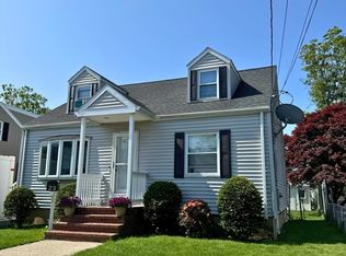 23 Sewall St, Revere, MA 02151