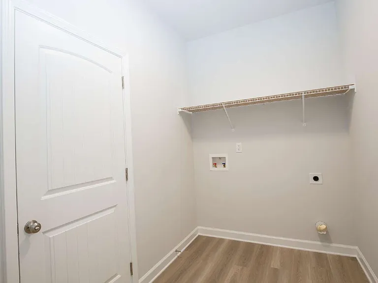 132 Michter St — Photo 22