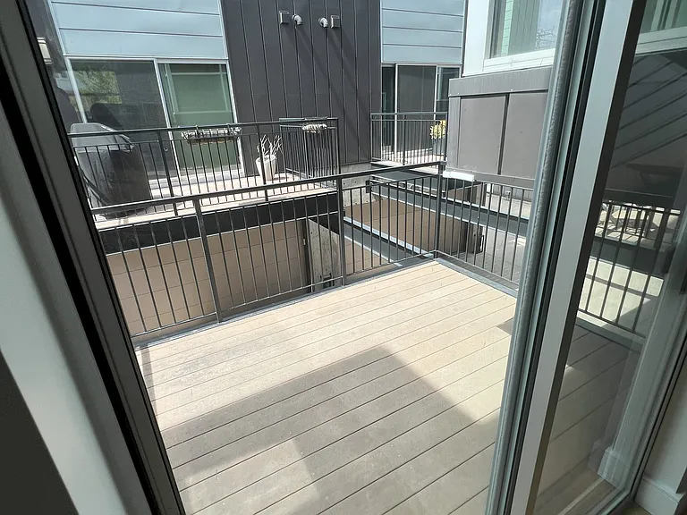 Deck off of kitchen