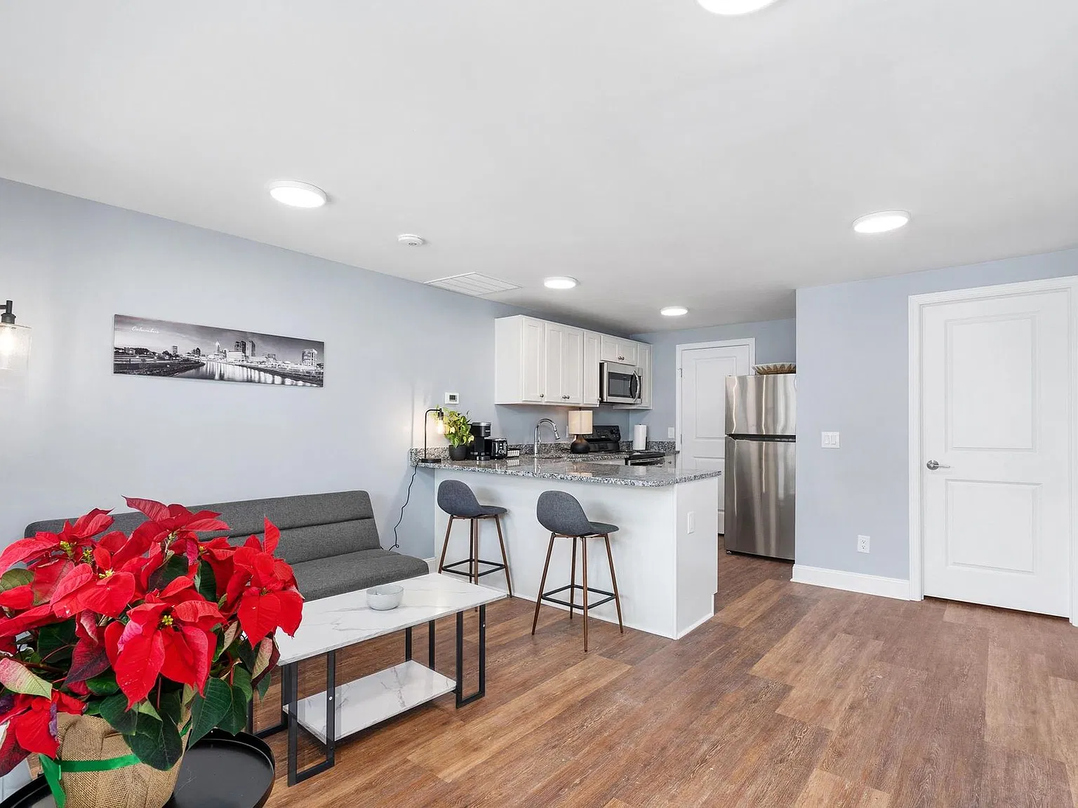 Riverview Apartments Located Near OSU Campus — Photo 3