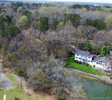1st image of 3228 Lake Wylie Dr