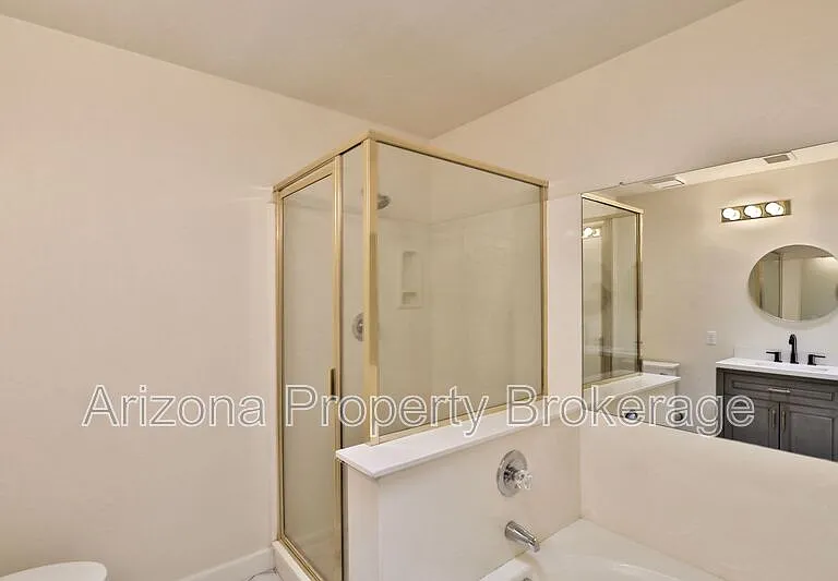 4601 E Scott Ave — Photo 34