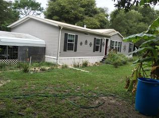 12628 SE Sunset Harbor Rd, Weirsdale, FL 32195