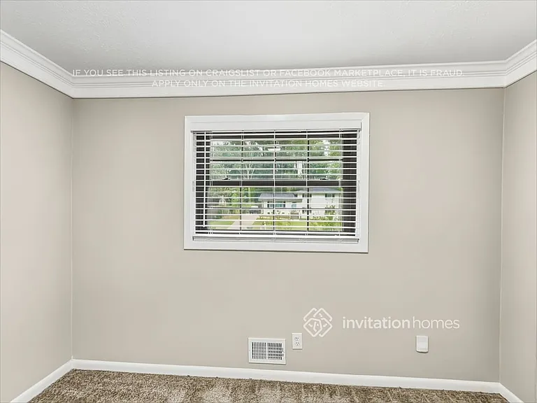 2652 Williamsburg Dr — Photo 18