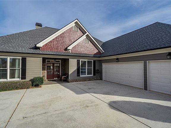 4th image of 161 Sawtooth Oak Dr