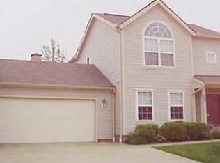 8699 Kingfisher Ln, Macedonia, OH 44056