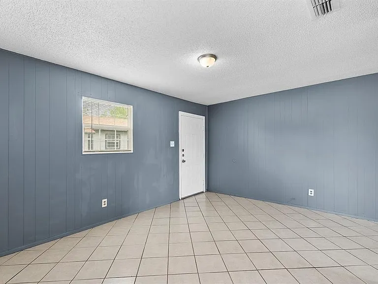 1611 Jones St #6 — Photo 6