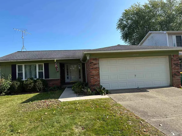 28461 Mayfair Ave, Brownstown, MI 48183