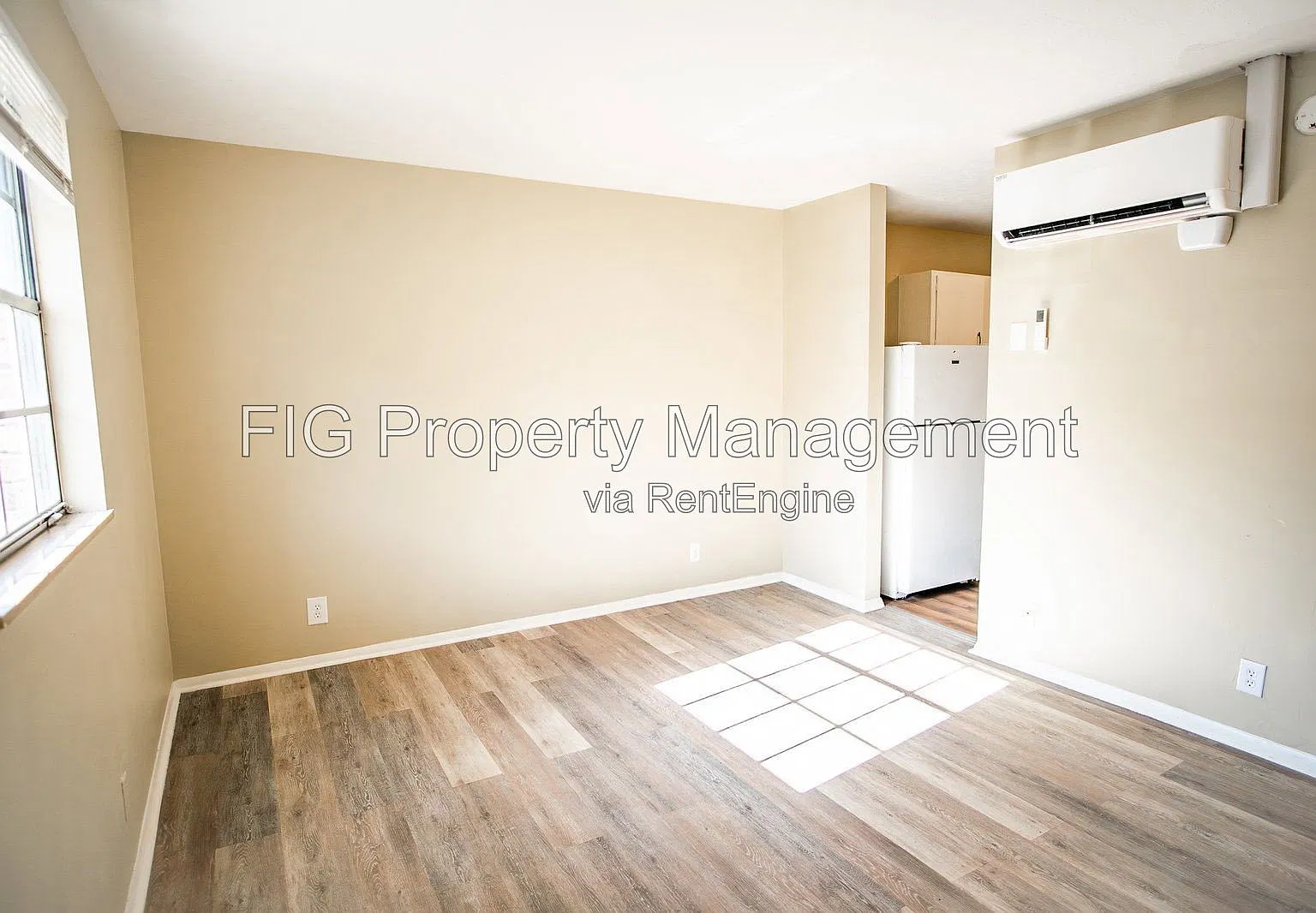 1 bed, 1.0 bath, $990 — Photo 4
