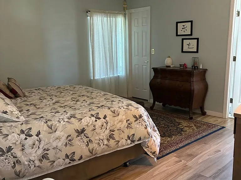 30 Fenwick Ln — Photo 12