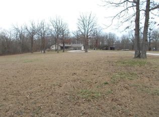 234 Raintree Rd, Buffalo, MO 65622