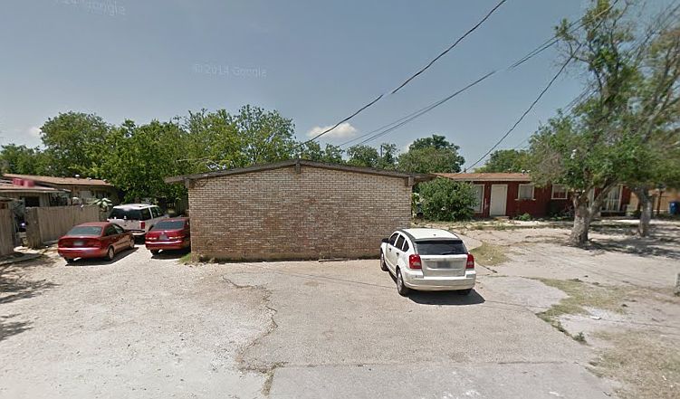 1st image of 211 W Lola Dr