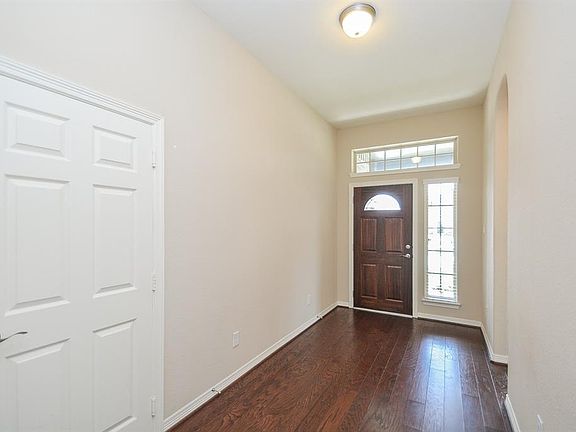 3rd image of 22146 Grand Mist Dr