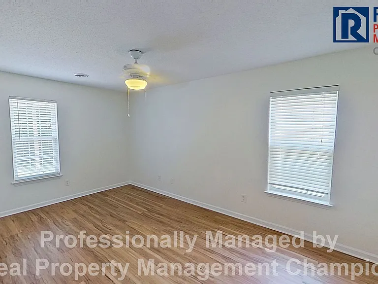 2311 Sapling Cir — Photo 14