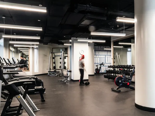 1295 5th Avenue image 10 of 19