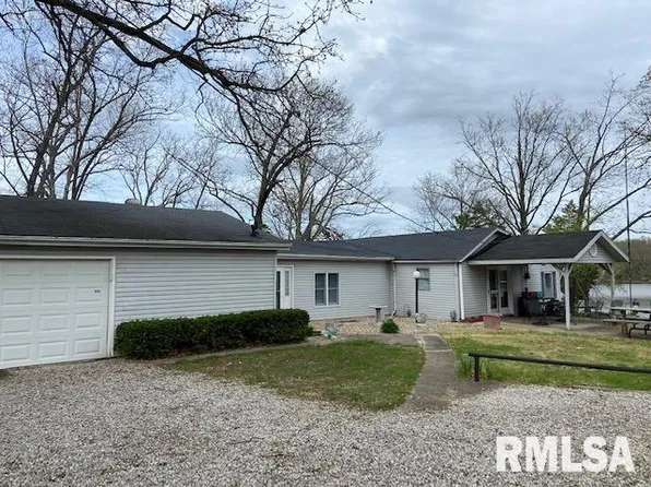 3266 Cumberland Ln, Centralia, IL 62801