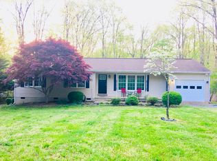 592 Anna Coves Blvd, Mineral, VA 23117