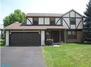 270 Maple Ave, Pickerington, OH