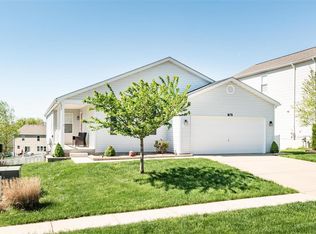 724 Rabbit Run Dr, Wentzville, MO 63385