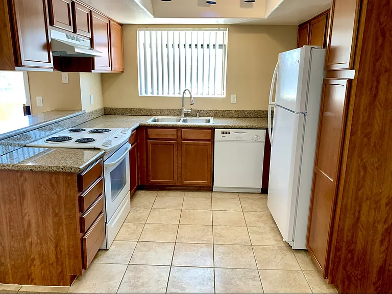 7300 Pirates Cove Rd #2050 — Photo 4