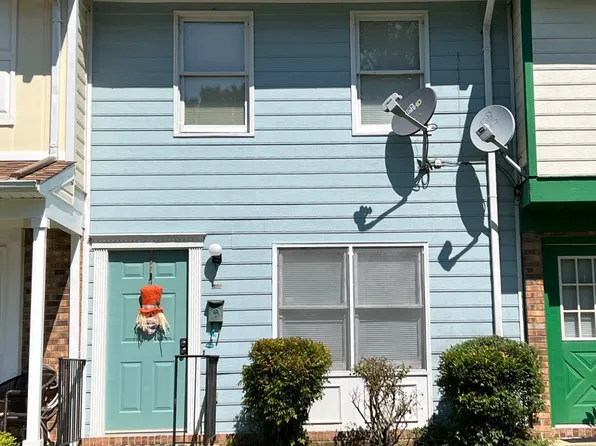 608 W Church St, Elizabeth City, NC 27909