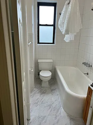 Rented by Ben Bay Realty Co. of Bay Ridge | media 69