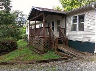 293 Old Woodring Rd, Ellijay, GA 30540