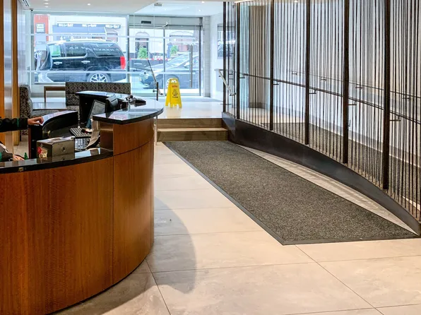 251 East 32nd Street image 7 of 15