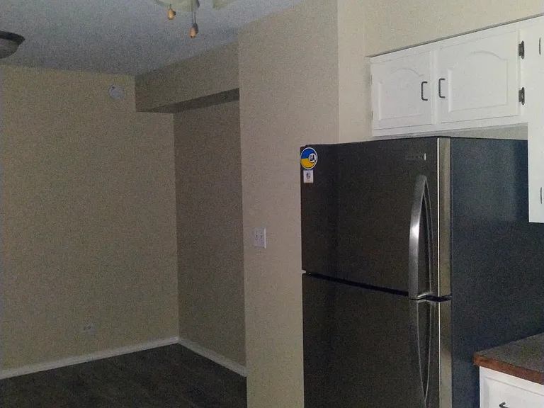 1803 Dumont Ln — Photo 17