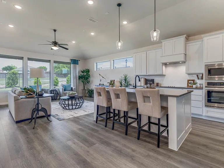 1834 Park Place Ln — Photo 8