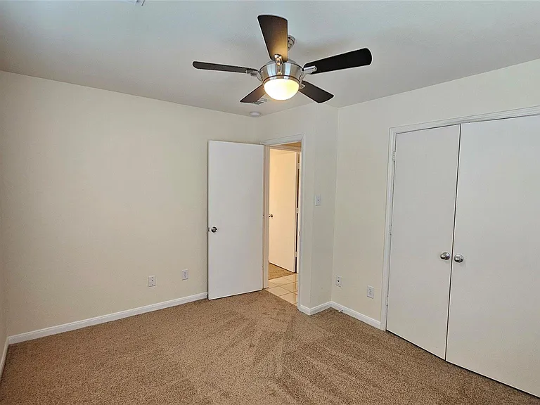 7918 Barnes Ridge Ln — Photo 11