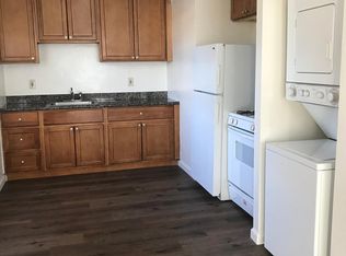 6427 Shattuck Ave #C, Oakland, CA 94609