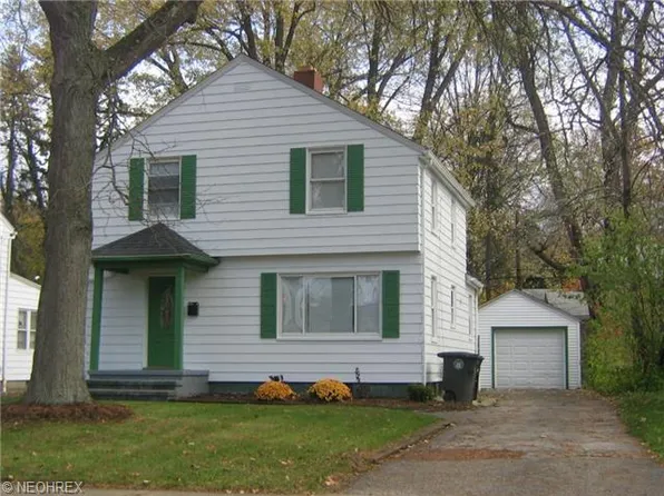 795 Seward Ave, Akron, OH 44320