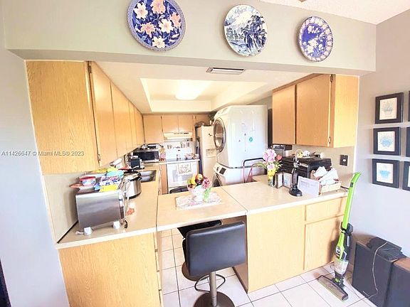 5th image of 1350 SW 122nd Ave APT 315