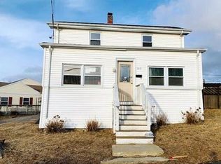 107 Ocean View Ave, Swansea, MA 02777