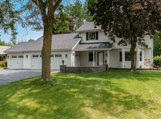219 Echo Dr, Rockton, IL 61072