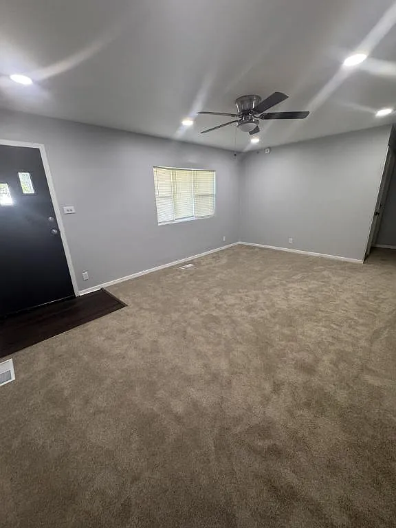 5629 Amherst Pl — Photo 2