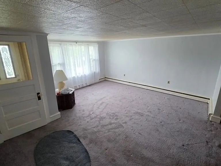 243 Pierce St — Photo 2
