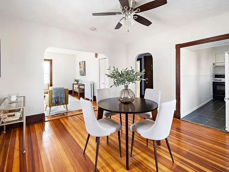 41 Fairview Ter #2 — Photo 3
