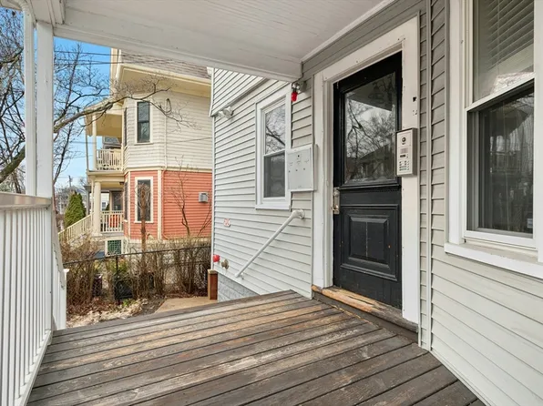 17 Copley St #2, Cambridge, MA 02138