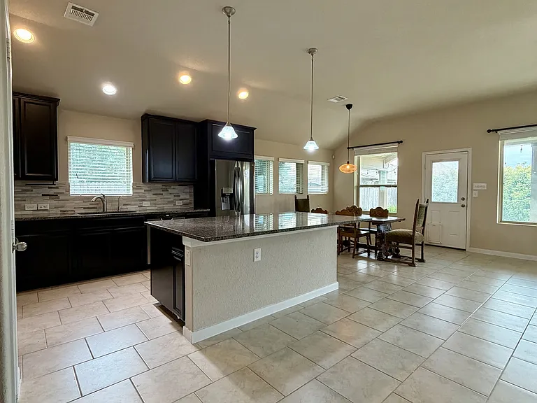646 Ridge Lawn Dr — Photo 13
