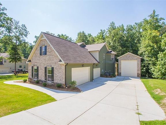 2nd image of 131 Burberry Dr