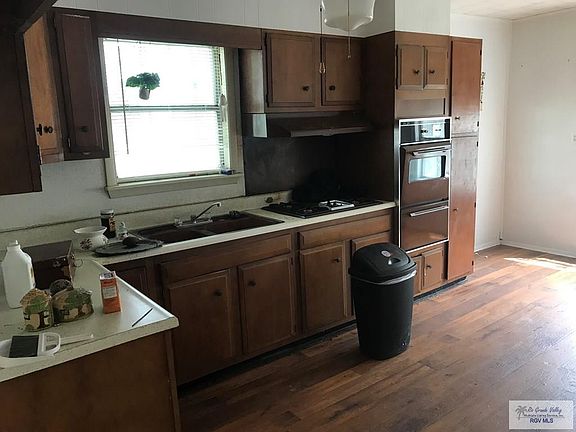 2nd image of 146 Montezuma St