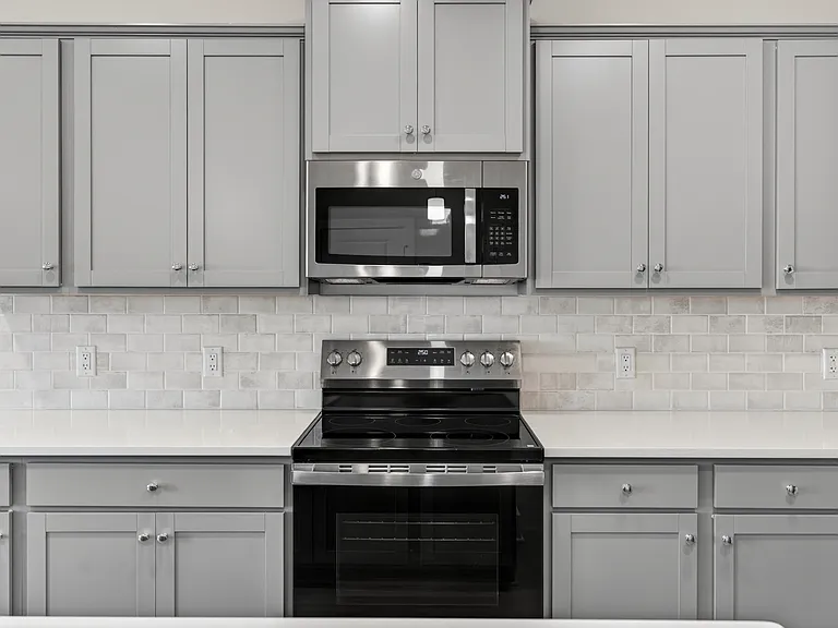 302 Cyan Ln — Photo 22