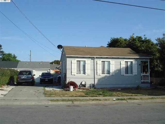 1st image of 269 Bristol Blvd